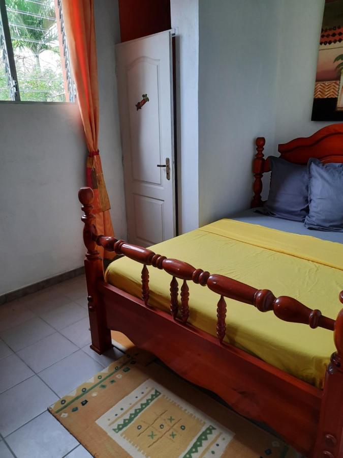 Chez Lilise 3 Apartment Sainte-Anne Luaran gambar